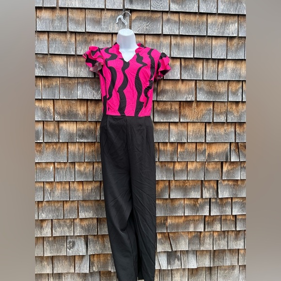 Stylish Fuchsia & Black One-Piece Jumpsuit – Size 1X - Picture 1 of 5